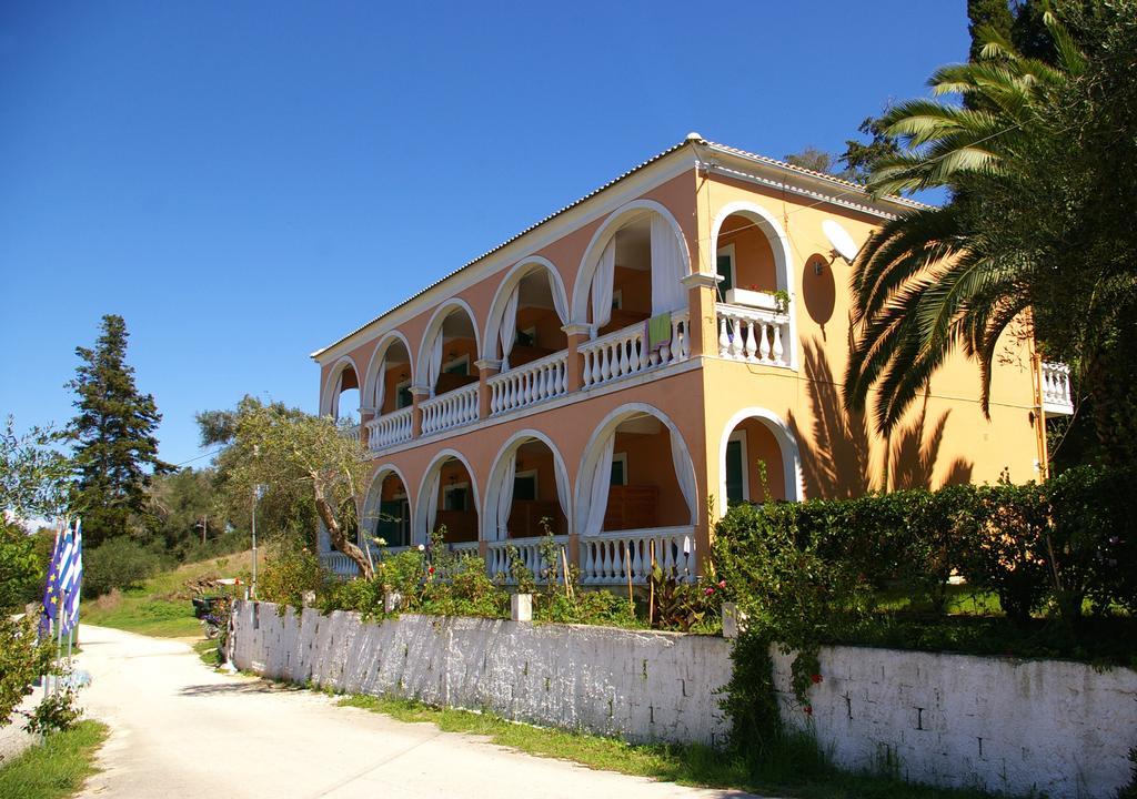 Angeliki Aparthotel Vitaládes Exterior foto