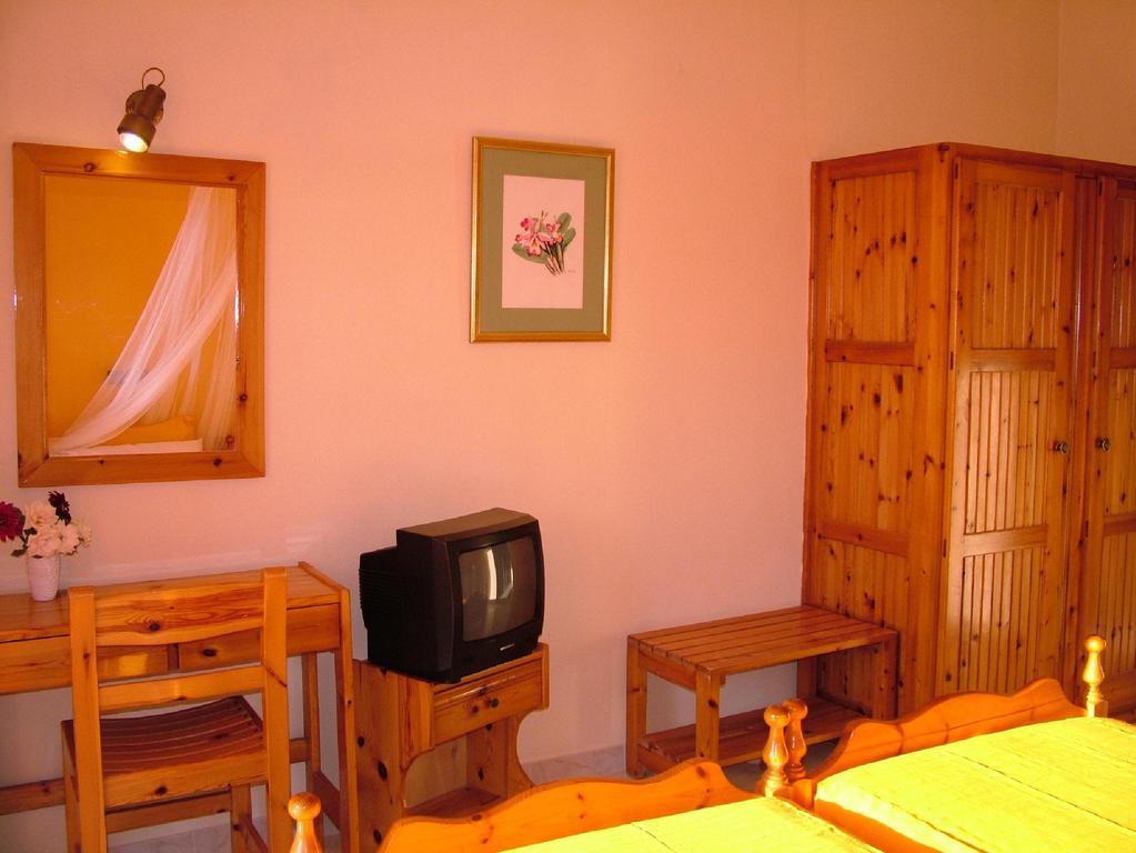 Angeliki Aparthotel Vitaládes Exterior foto