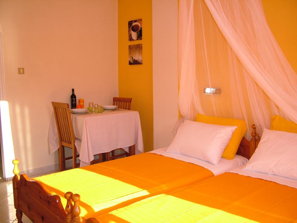 Angeliki Aparthotel Vitaládes Exterior foto