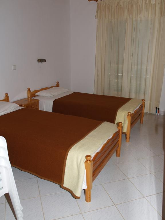 Angeliki Aparthotel Vitaládes Cameră foto