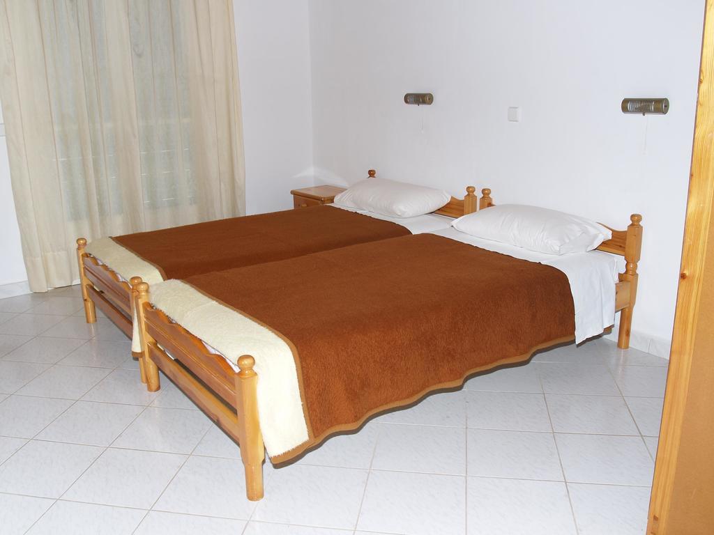 Angeliki Aparthotel Vitaládes Cameră foto